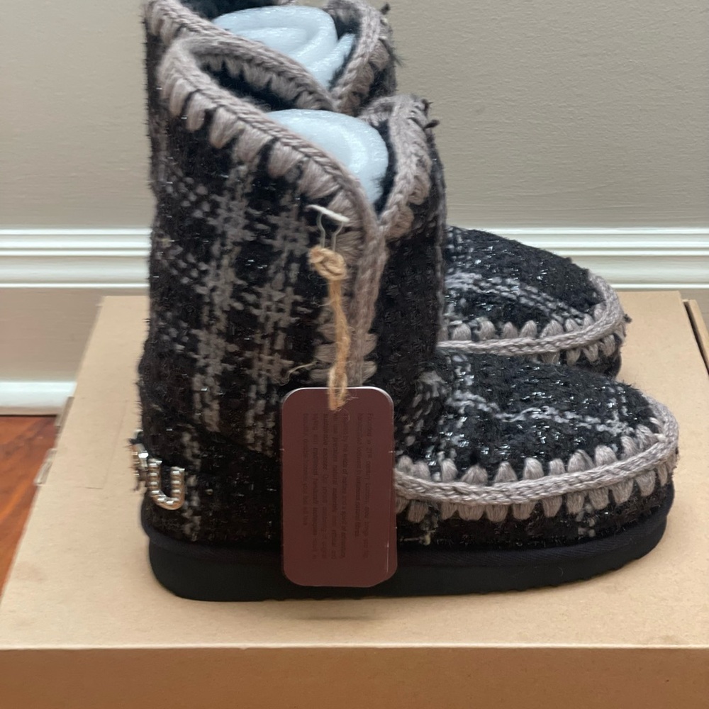 New Mou Eskimo Boots
